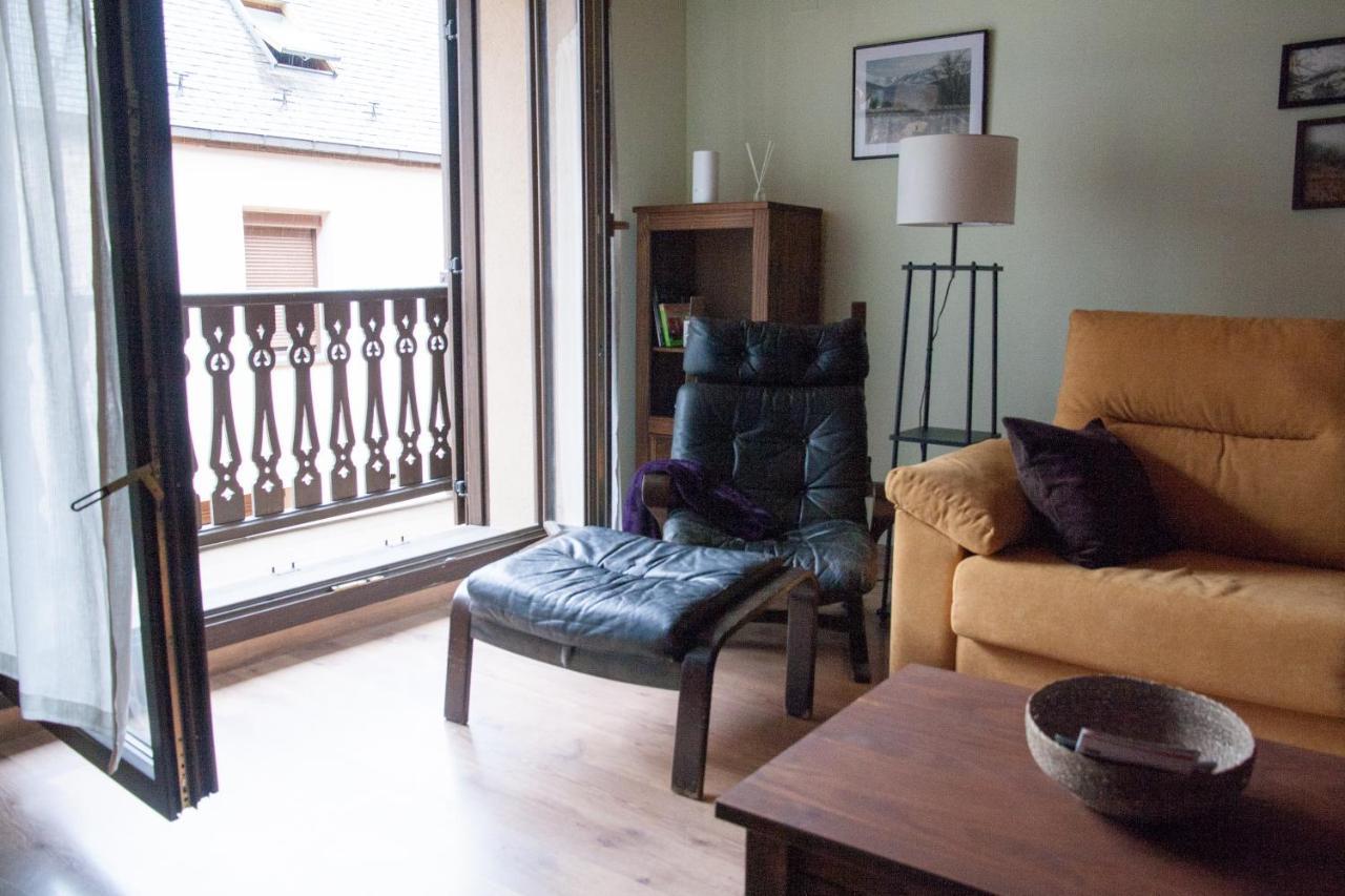 Apartamento Toran 莱斯 外观 照片